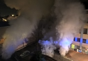 Incendio nel palazzo ex Lavaggi – foto e video